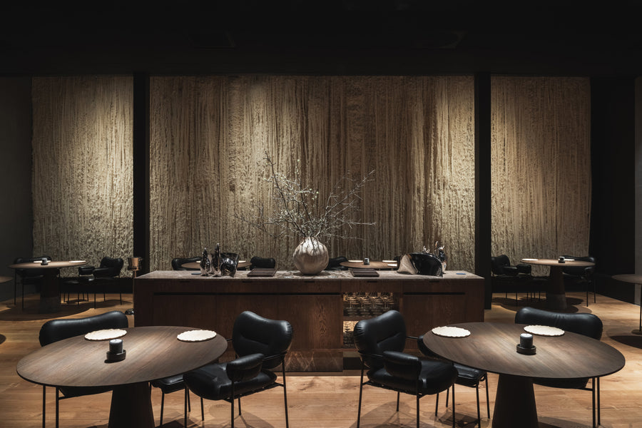 Maaemo i ny drakt