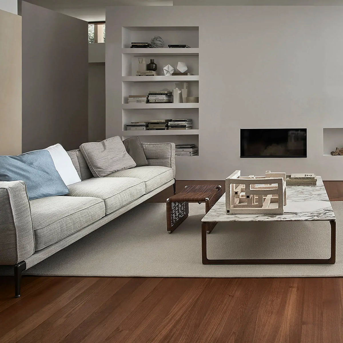 Adda Sofa