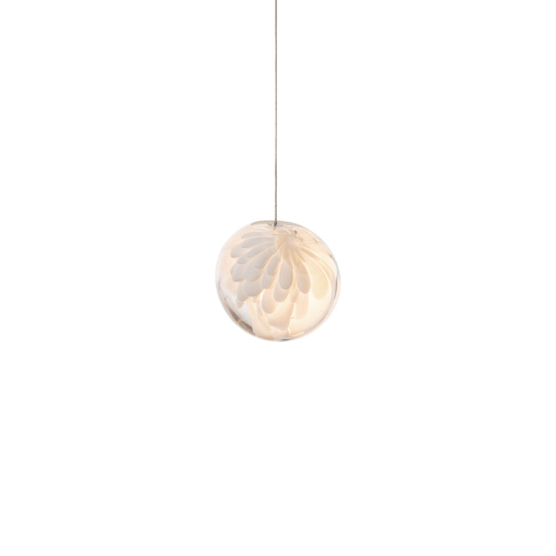Bocci 118.1 pendel lampe med delikat blomsterinspirert innside - Expo Nova 
