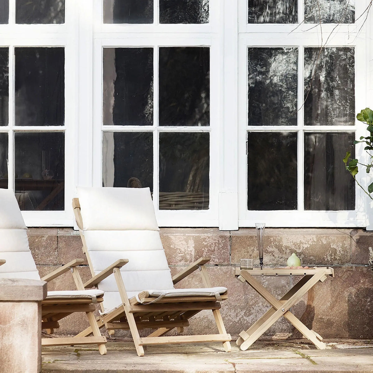 BM5868 Outdoor Sidebord