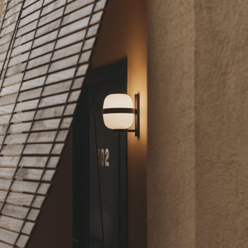 Wally Cestita Outdoor Vegglampe - Utstillingsmodell