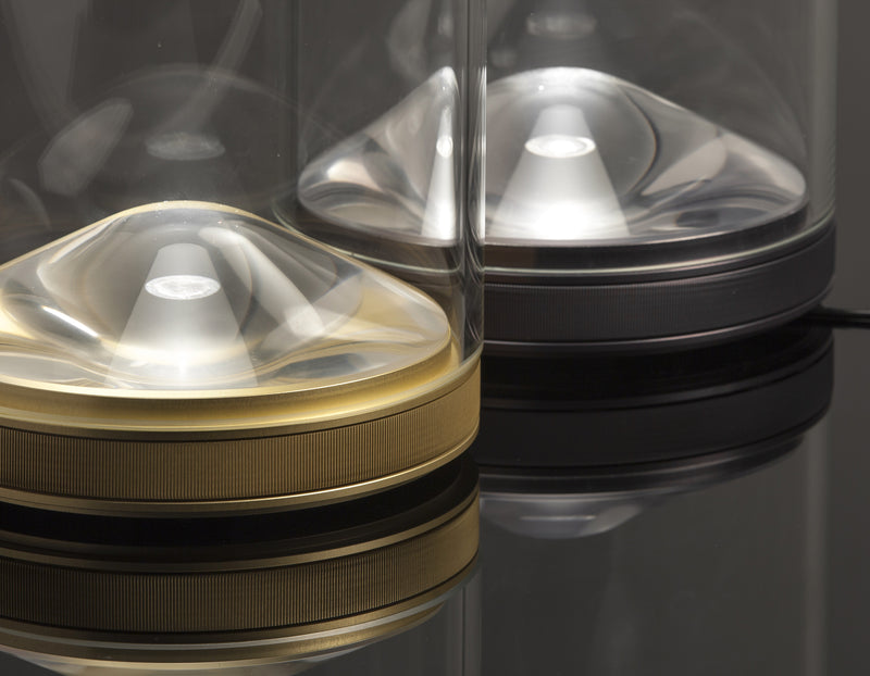 Eva Bordlampe Anodised Brass - Utstillingsmodell