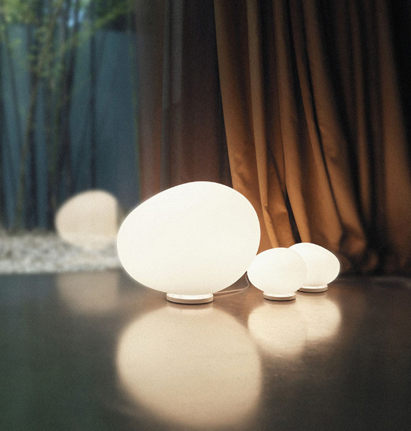 Foscarini Gregg gulvlampe i opalglass
