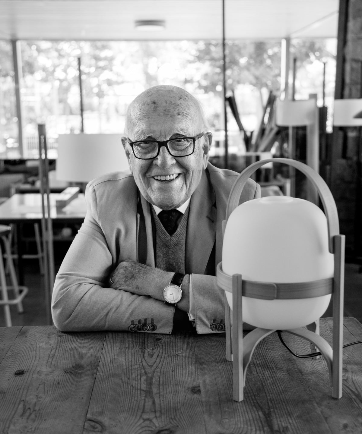 Portrett av designeren Miguel Milá