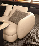 Saint Germain sofa fra Poliform i hvit Bocule tekstil