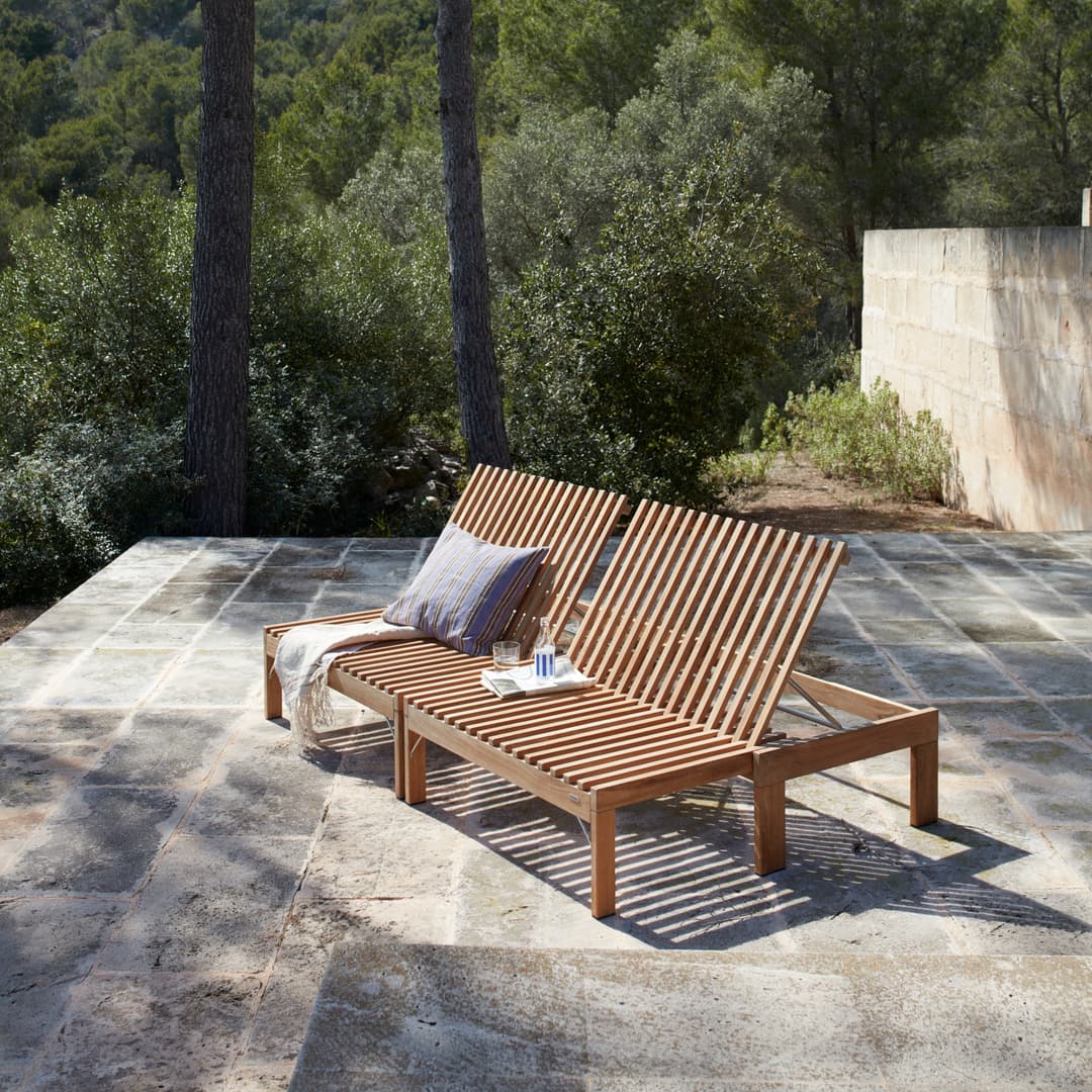 Riviera Outdoor Lounge
