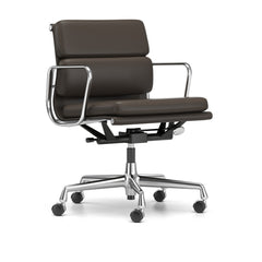 Vitra EA217 Kontorstol med krom base og sjokoladefarget mørkebrunt skinn - Expo Nova 