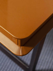 Peek-a-Book Skrivebord