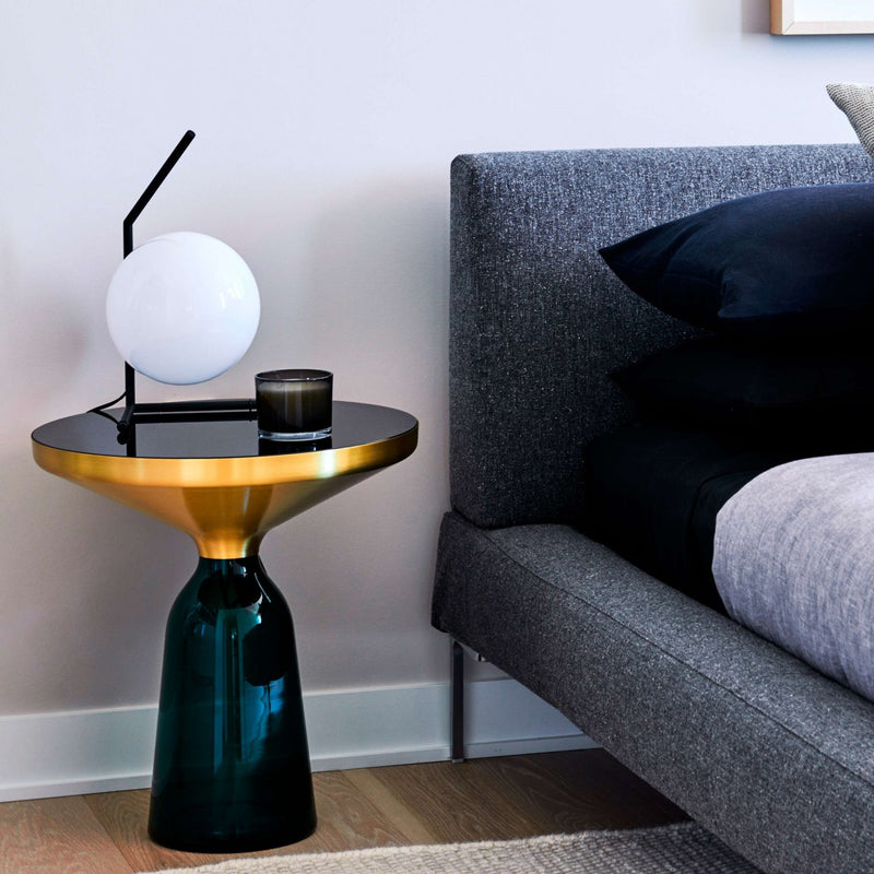 IC T1 Bordlampe fra Flos i sort 
