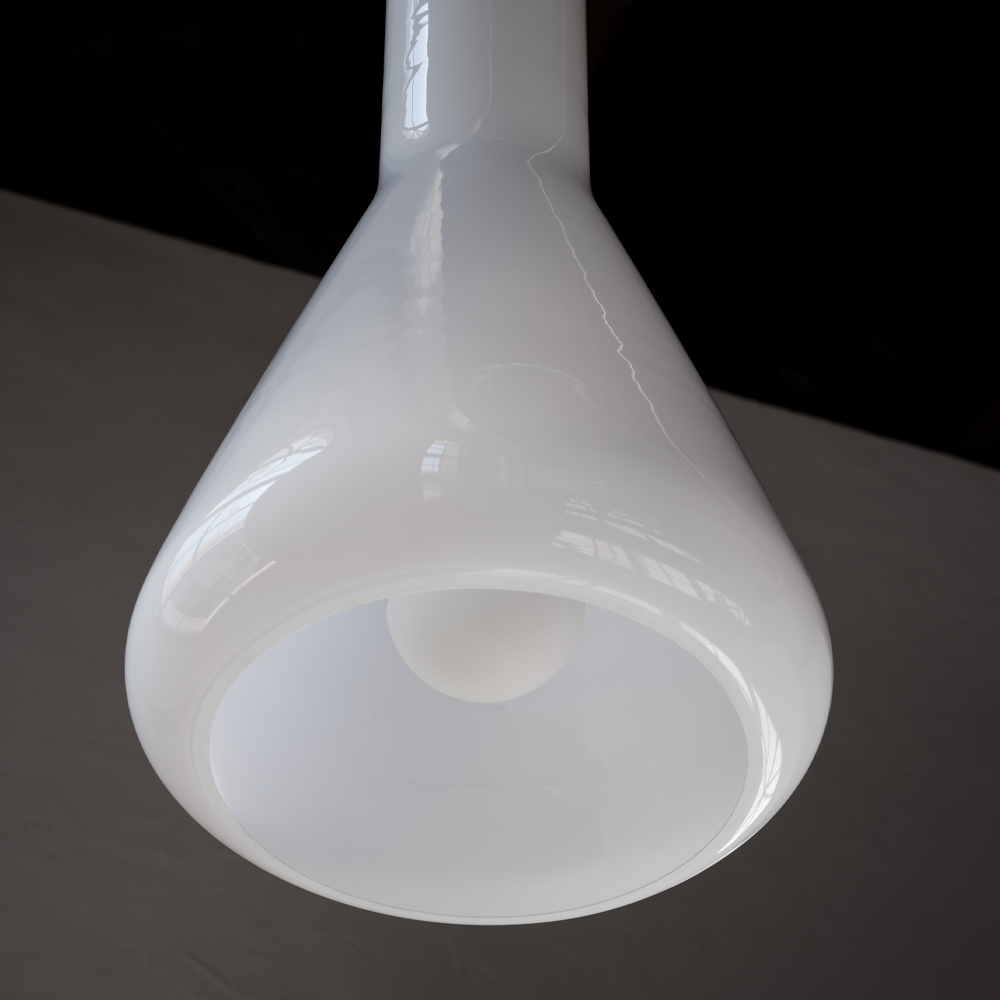 Shuttle Pendel Small White Glossy - Utstillingsmodell