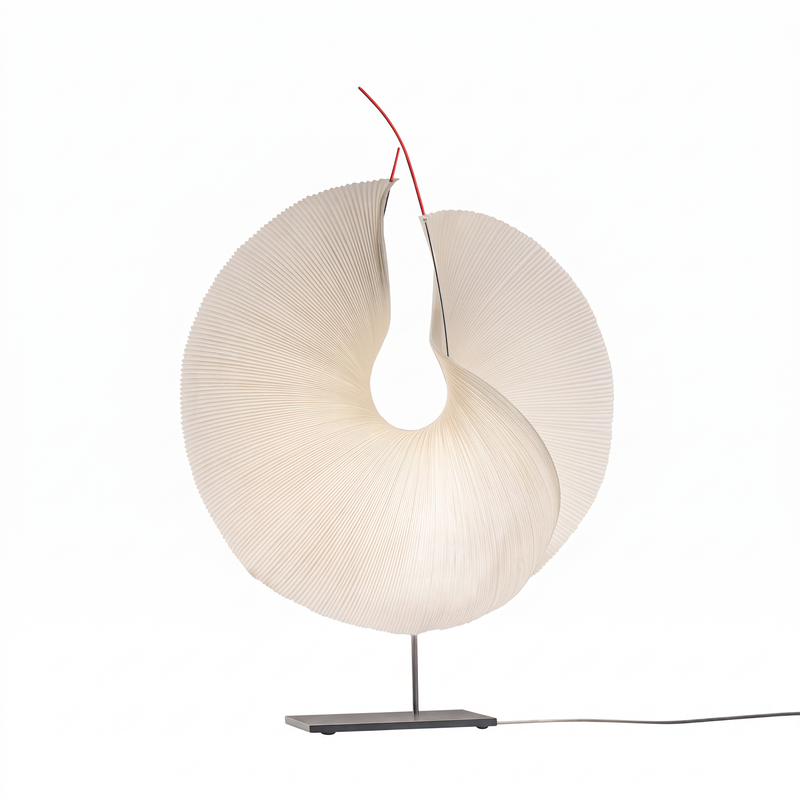 Ingo Maurer Yoruba Rose Bordlampe